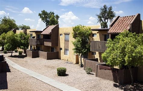 metro apartments phoenix.